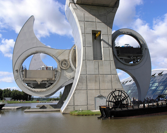 Falkirk Wheel - diabelski młyn z Falkirk / zdjęcie nr: 3 Falkirk Wheel - diabelski młyn z Falkirk / zdjęcie nr: 3
