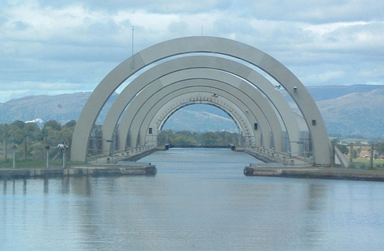 Falkirk Wheel - diabelski młyn z Falkirk / zdjęcie nr: 8 Falkirk Wheel - diabelski młyn z Falkirk / zdjęcie nr: 8
