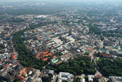 SZKIELETOR STAJE SIĘ TREIMORFĄ SZKIELETOR STAJE SIĘ TREIMORFĄ