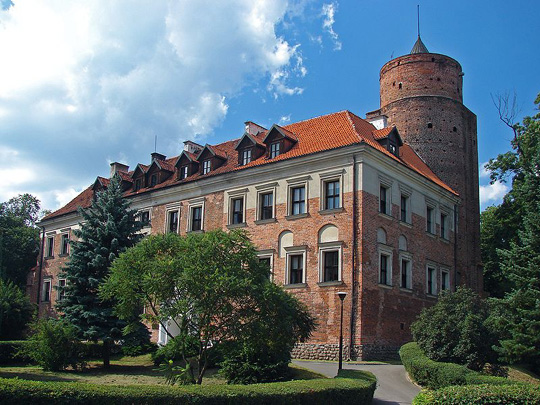 Zespół zamkowo-parkowy w Uniejowie Zespół zamkowo-parkowy w Uniejowie