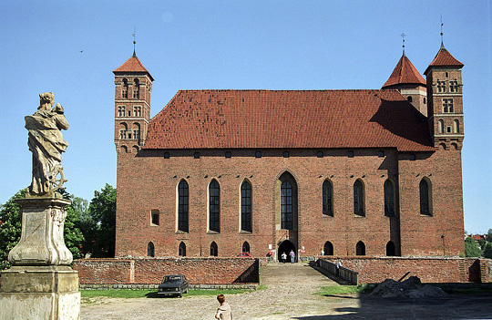 Rewaloryzacja mostu nad suchą fosą - zamek biskupów warmińskich Rewaloryzacja mostu nad suchą fosą - zamek biskupów warmińskich