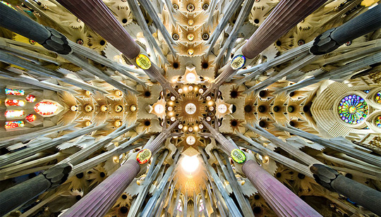 Antonio Gaudi, czyli radość architektury Antonio Gaudi, czyli radość architektury