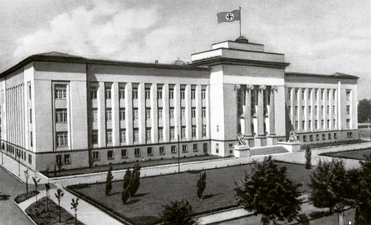 Hitlerowskie wizje Krakowa Hitlerowskie wizje Krakowa