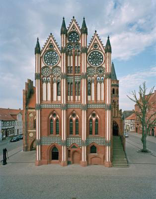 Wystawa: Innowacja i tradycja. Henryk Brunsberg Wystawa: Innowacja i tradycja. Henryk Brunsberg