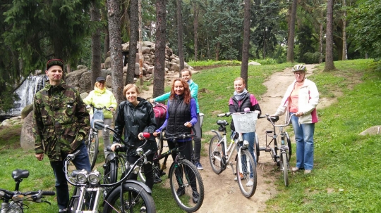 ROWEREM PRZEZ PARKI I OGRODY - Wycieczka rowerowa ‚,Zielona Praga’’ ROWEREM PRZEZ PARKI I OGRODY - Wycieczka rowerowa ‚,Zielona Praga’’