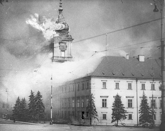 Przelot nad zdobytym miastem Przelot nad zdobytym miastem