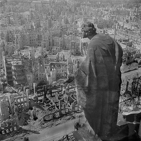 Rekonstrukcja/Dekonstrukcja - Drezno 1945 Rekonstrukcja/Dekonstrukcja