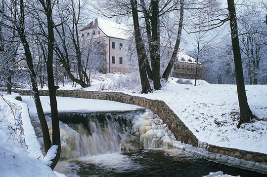 Pałace i dwory dawnych Prus Wschodnich Pałace i dwory dawnych Prus Wschodnich