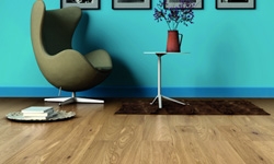 Pokój dziecka: czy warto wybrać drewnianą podłogę?