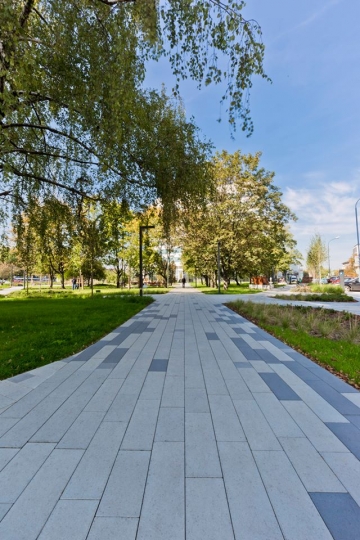 Superścieżka w&nbsp;Krakowie z&nbsp;płyt marki Bruk-Bet / zdjęcie nr: 8